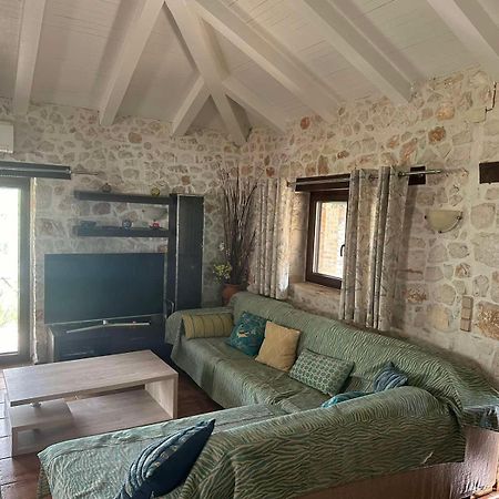 Villa Constantis Kalamaki  Ngoại thất bức ảnh